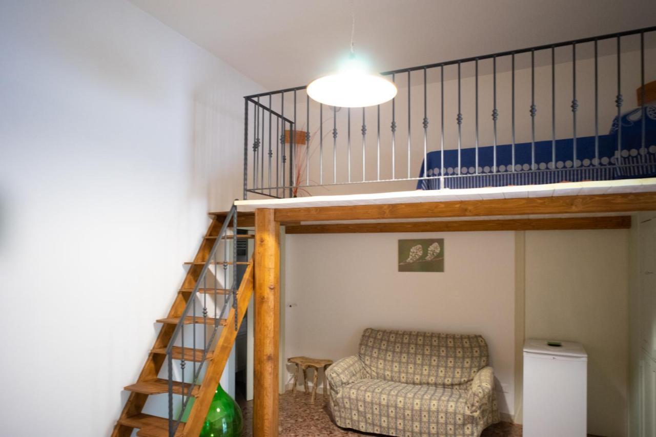 Il Melograno Bed & Breakfast Ceglie Messapica Bagian luar foto