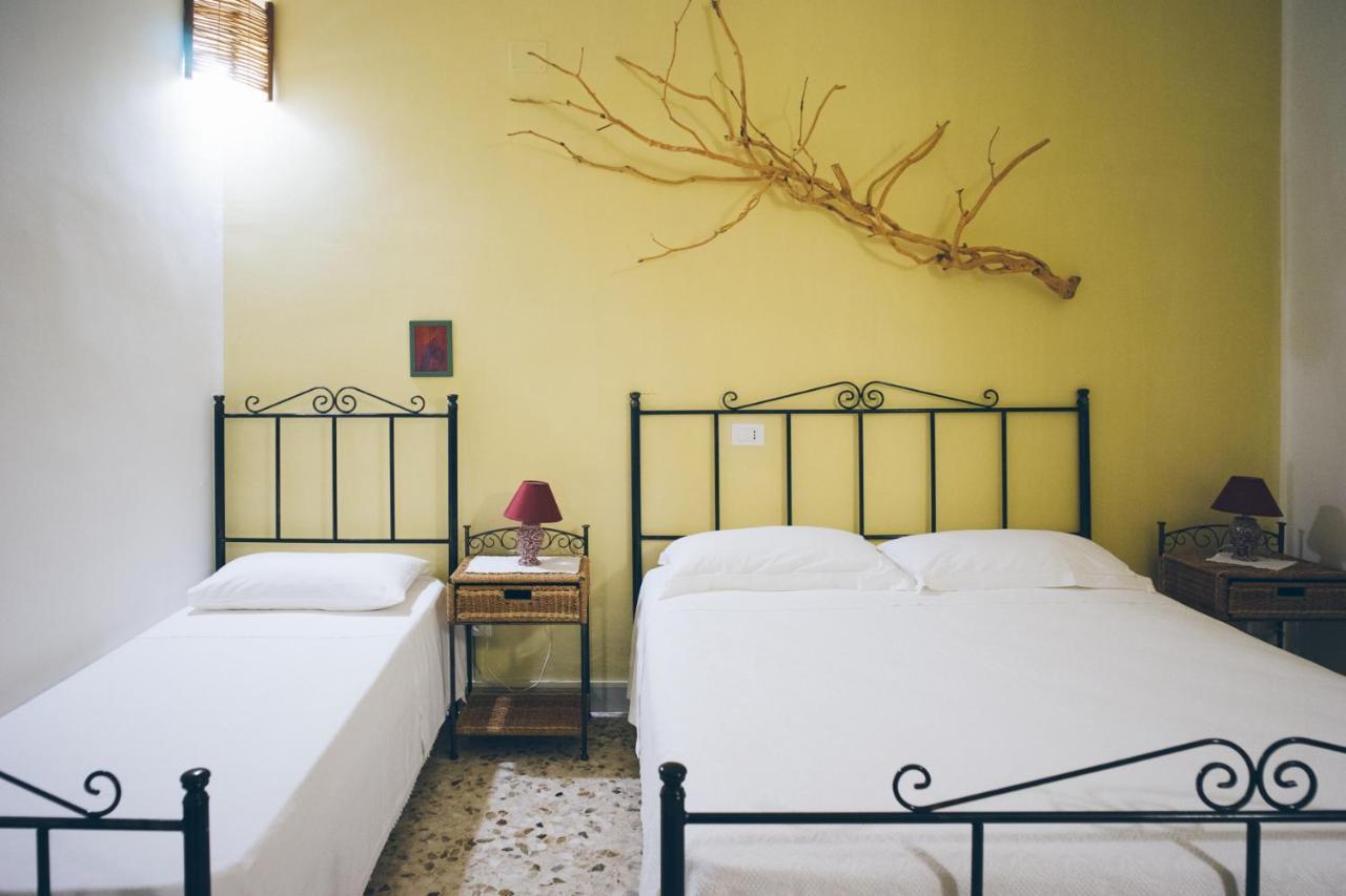 Il Melograno Bed & Breakfast Ceglie Messapica Bagian luar foto